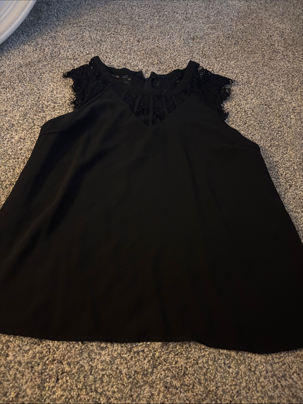 41 Hawthorn Black Lace Yoke Sleeveless Camisole